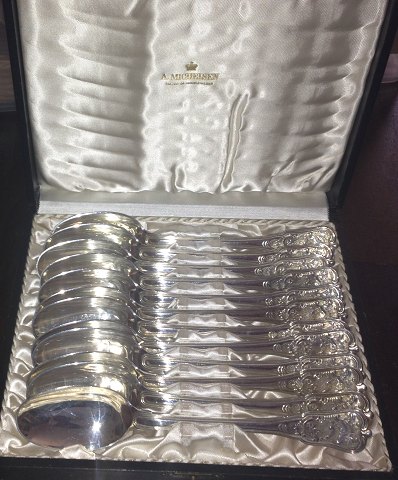 12 Anton Michelsen Sterling Silver Rosenborg Dessert Spoons designet by Ole Hagen