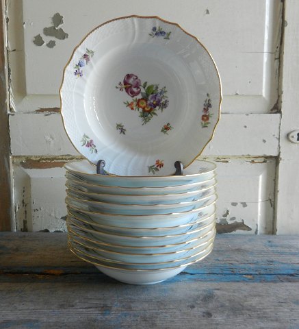 Royal Copenhagen, Full Saxon Flower small soup plate no. 1616