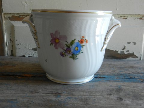 Royal Copenhagen, Light Saxon Flower, champagne cooler no. 493/1703