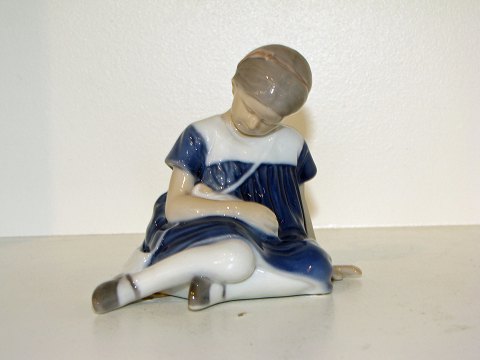 Bing & Grøndahl figurPige med taske og dukke