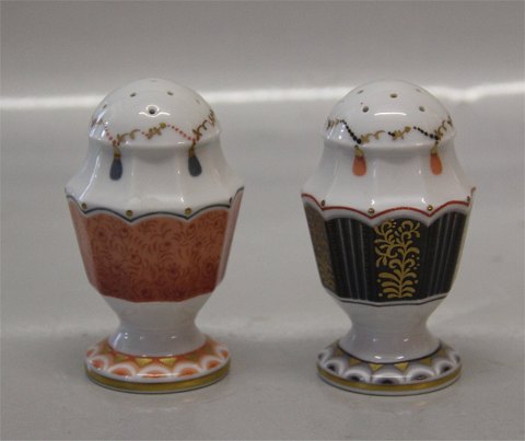 Kongelig Dansk Porcelæn Fairy Tale (Eventyr)Salt & peber 541 (8681) & 531 (8584)