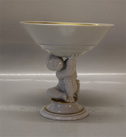 Royal Copenhagen figurine 12455 RC Child holding a bowl 15 x 15 cm Blanc de chine with gold 1938
