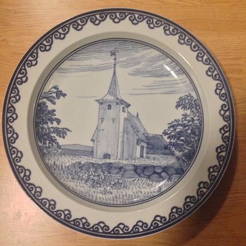 Royal Copenhagen Bonnesens Service Unique Wall Charger/Platter by Oluf Jensen from 1917