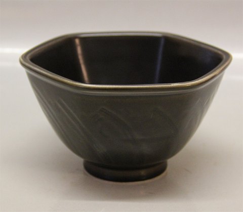 Aluminia kunstfajance Aluminia Solbjerg 1589 Vase 8.8 x 15.5 cm brun Nils Thorsson 1934