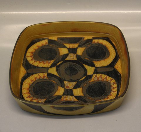 Aluminia Copenhagen Faience Aluminia Fajance RC Faience 790-2885 Yellow square tray 26.6 x 26.6 cm Baca. Nils Thorsson