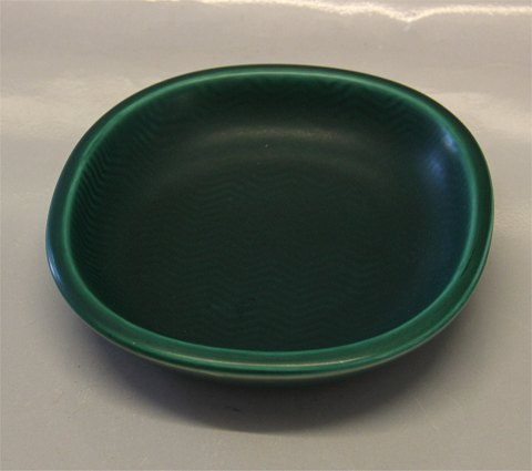 Aluminia kunstfajance 2635 Marselis Grøn skål, rund-elipseformet med zig-zag mønster  Nils Thorson, 1953