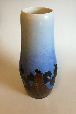 Royal Copenhagen Art Nouveau Unique Vase by Hans Flygering from 1915 with bindesboll ornamentation