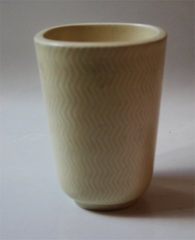 Aluminia kunstfajance 2645 Marselis Gul 16 x 12 cm med zig-zag-mønster, Nils Thorsson 1953