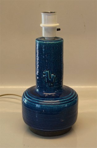 Kongelig Dansk Stentøj 21701 Kgl. Lampefod, rund med relief 24 cm Jørgen Mogensen juni 1959 Tyrkis