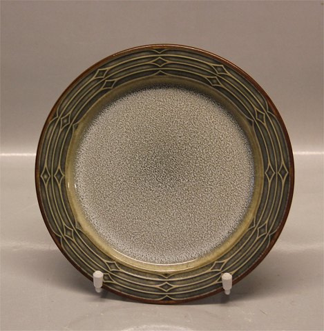 618 Plate 19 cm / 7.5" (027) Rune, Green Nissen Kronjyden B&G Quistgaard  Stoneware