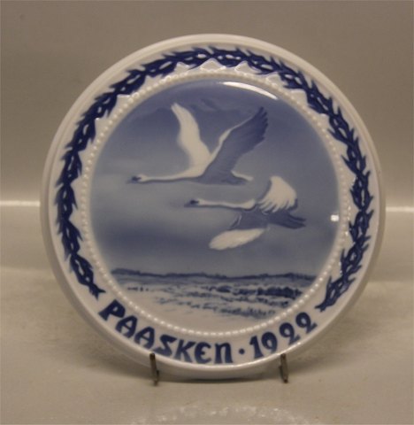 B&G Porcelain Easter Plate 1922 Bird Motif: Flying Swans 18.5 cm
