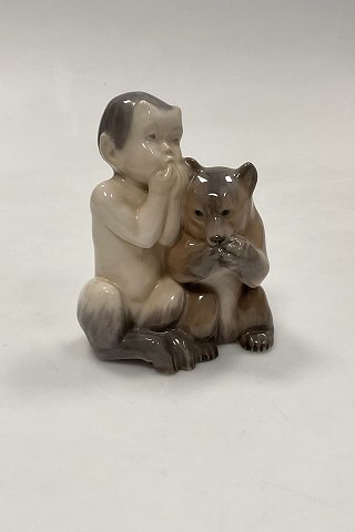 Royal Copenhagen Faun/pan med Bjørn No 2822
