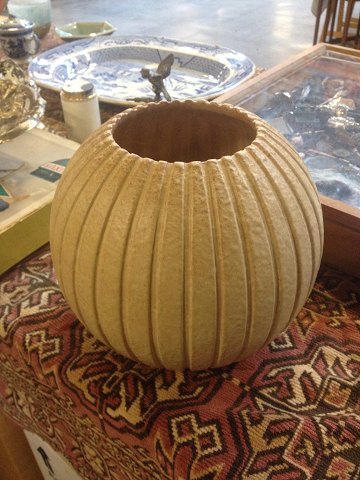 Arne Bang stil:Gouda vase i keramik