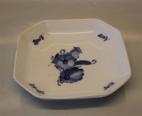 Kongelig Dansk Porcelæn Blå Blomst Flettet 8090-10 Sættefad, firkantet ca. 18 cm