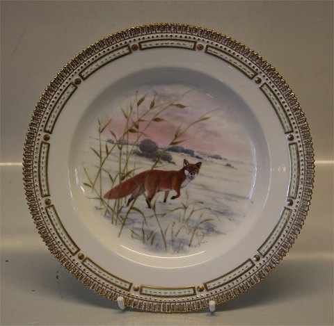 Flora Danica Danish Porcelain 239-3549 "Fox"  Dinner plate 25.5 cm Fauna Danica "Canis vulpes", Game Plates  1st. Factory