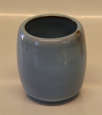 Kongelig Dansk Stentøj Kgl. 20312  Vase med Clair de lune glasur ?? 9,5 x 8,5 cm Nils Thorsson