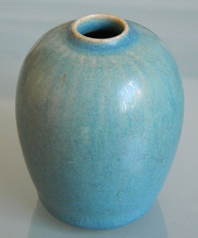 Miniature vase i keramik af Eigil Hindrichsen