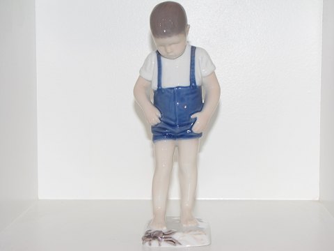 Bing & Grøndahl figurDreng med krabbe