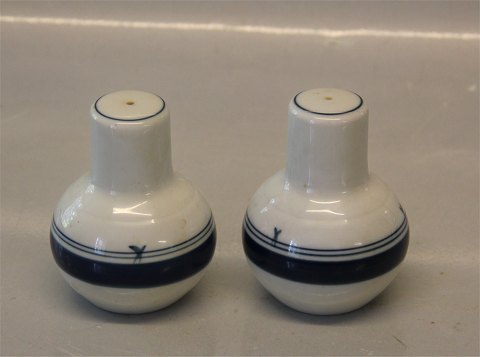 Korinth  Bing & Grøndahl 541 Peberbøsse 8 cm and Salt 531