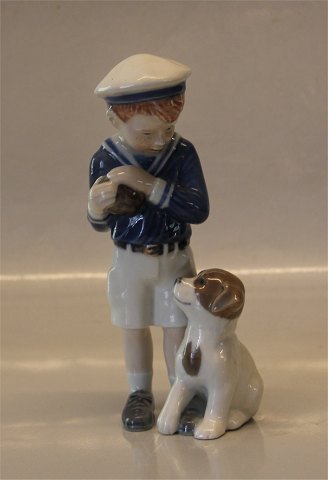Royal Copenhagen figurine 683 RC Jens - boy with dog 16.5 cm (1021683-71000)