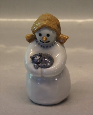 Royal Copenhagen figurine 0018 RC Snowman, Mother with cat 11 cm (1249018) Allan Therkelsen