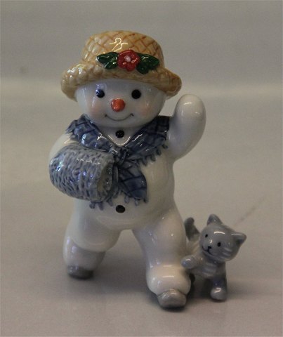 Royal Copenhagen figurine 0316 RC Winther series, Snowman, Mother Sophie 9 cm (1249316) Henny Iversen 2006