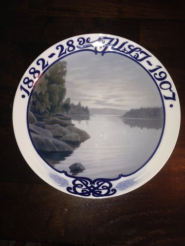 Royal Copenhagen Mindeplatter fra 1882 28 Juli 1907 unika tegnet af Frederik Liisberg