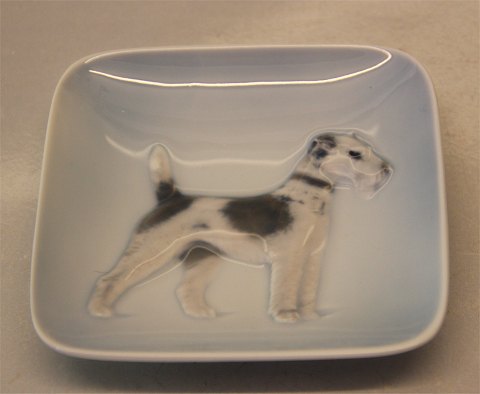 Royal Copenhagen 3663 RC Dog tray with terrier, square 10.5 cm