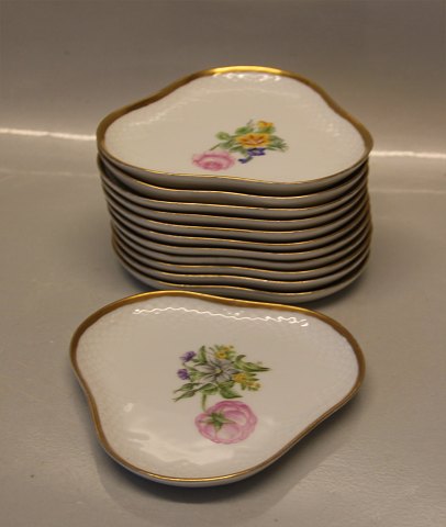 B&G Saxon Flower white porcelain 052 d Triangular tray (Plat-de-menage) 14 cm (361)