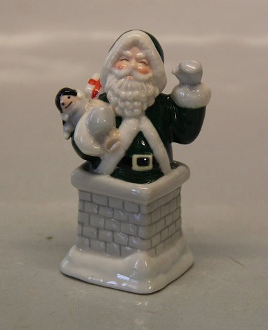 Royal Copenhagen figurine 0770 RC Santa in the Chimney 8 cm Annual Father Christmas 2004, green  - special edition (1249770)