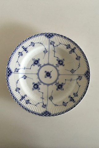 Royal Copenhagen Blue Fluted Half Lace Plate No. 571