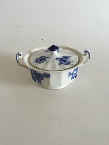 Royal Copenhagen Blå Blomst Kantet Sukkerskål med Låg No. 8563