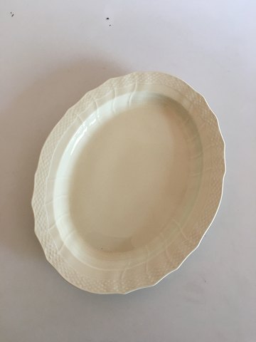 Royal Copenhagen Josephine Creme Svejfet Ovalt Fad No. 1556