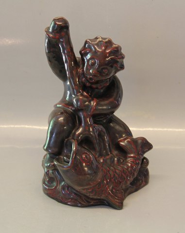 L. Hjorth 501 Neptun med fisk og trefork 25 x 14 cm Gertrud Kudielka GK, Bornholm