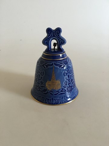 Bing & Grondahl Large Christmas Bell from 1982.Measures 13cm / 5 1/8".