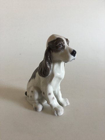 Lyngby Porcelæn Figur af Hund No. 85