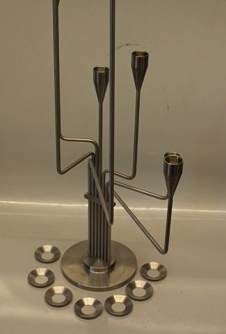 Piet Hein Karlsvognen Candlestick 63 cm Syvarmet lysestage i stål Med lysmanchetter