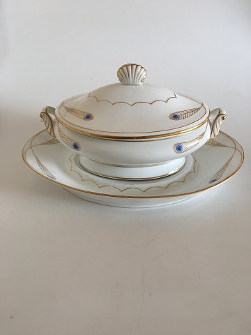 Royal Copenhagen No 118 Soup Tureen with Lid and Under Platter. w. Golden Peacock Feather Ornament