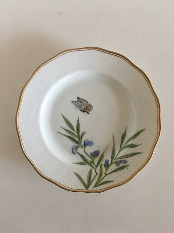 Royal Copenhagen Tallerken No 166/2031 Guldkant med Håndmalet Blomst og Sommerfugl
