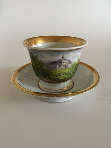 Royal Copenhagen Antik Morgen Kop og Underkop med Håndmalet Motiv af Sorgenfri Slot