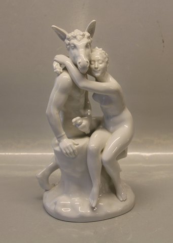 Royal Copenhagen figurine 4404 Midsummer Nights Dream figurine of Titania and Bottom 12" Blanc de Chine HHH