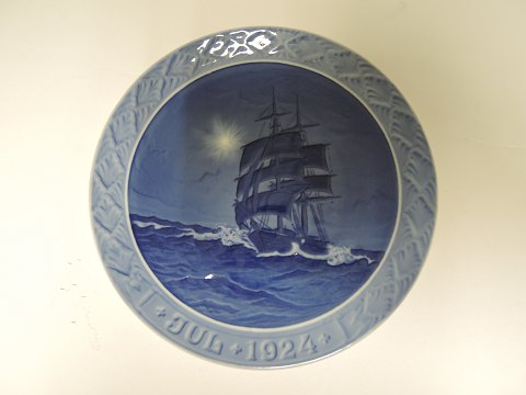 Royal CopenhagenJuleplatte 1924