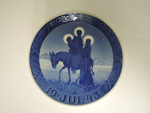 Royal CopenhagenJuleplatte 1943