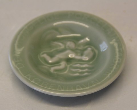 Royal Copenhagen Art Pottery3214-1 RC Signered Jais Nielsen Celadon tray with LOGO ; "Den Kongelige Porcelænsfabrik" 11 cm