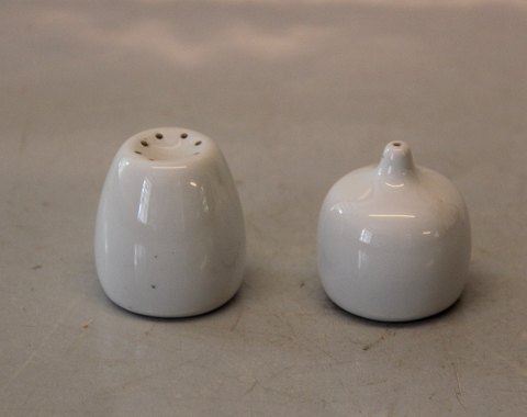 B&G porcelain White Koppel salt and pepper