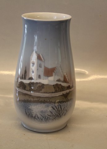 B&G Porcelain B&G 1302-6210 Vase Village Church 17.5 cm