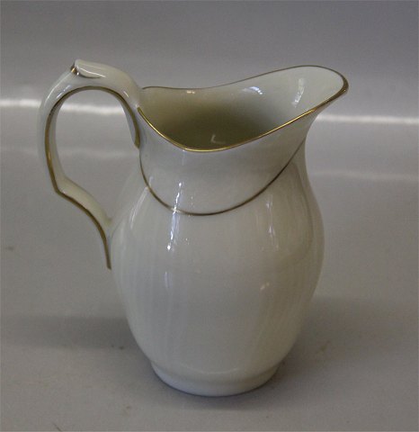 Danish Porcelain # 878  Creame  curved Tableware Cream with gold 1538-878 Small Creamer (394) 5 1/2 oz. / 10 cm