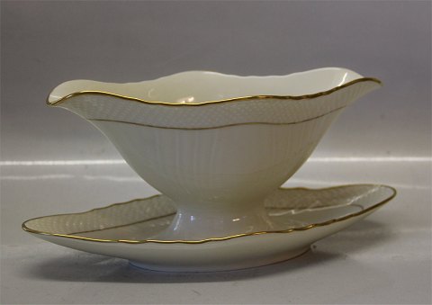 Danish Porcelain # 878  Creame  curved Tableware Cream with gold 1871-878 Sauce bowl, oval 4 7/10" x 9 2/5" / 11 x 25 cm