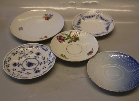 B&G Porcelain Spare parts Extra saucers