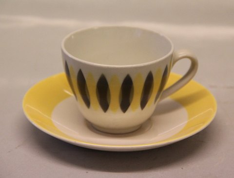 IDA Aluminia Copenhagen Faience #1 yellow Coffee cup 6 x 8 cm and saucer ca 14 cm